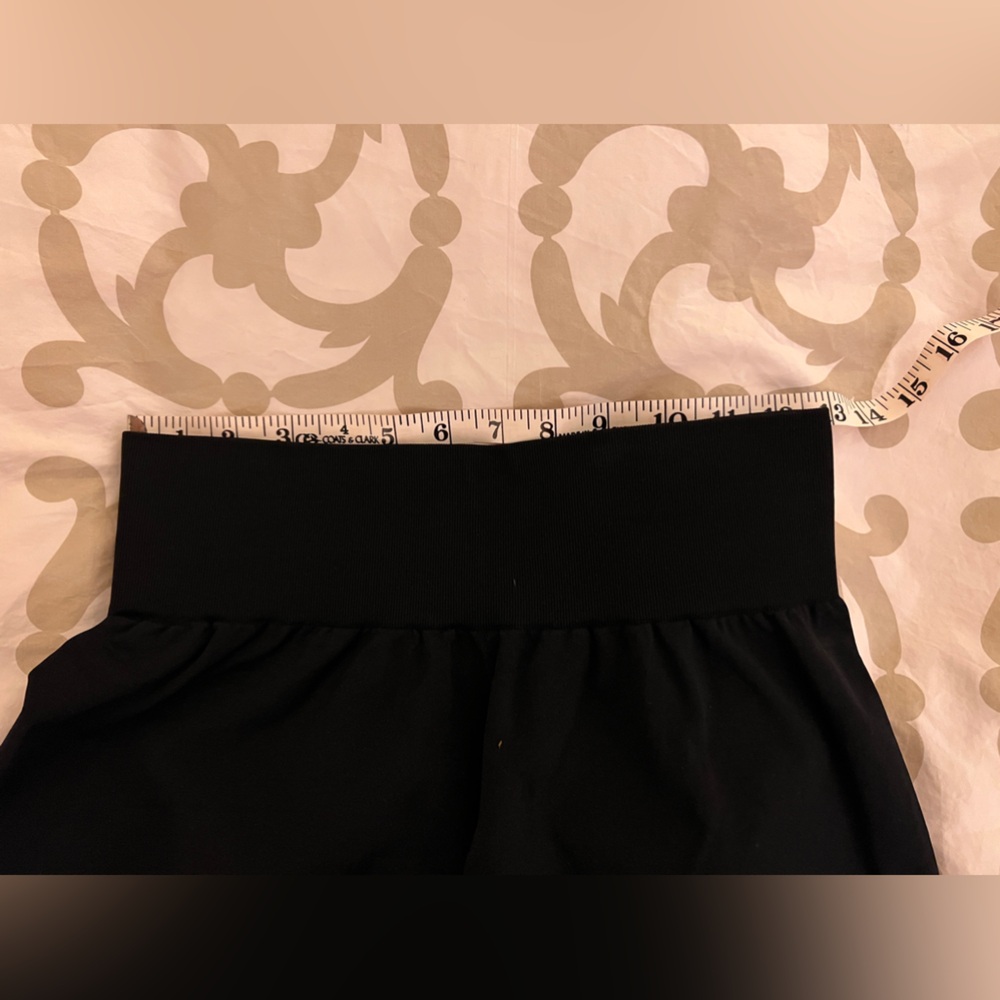 NVGTN Black Shorts Medium - Picture 6 of 6